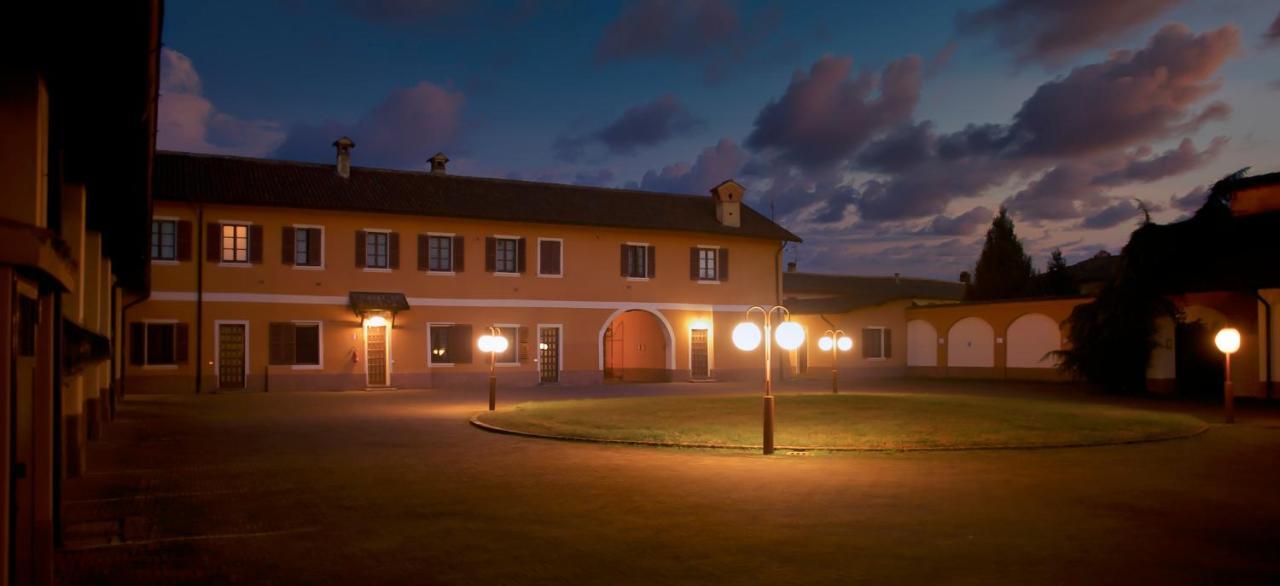 Aparthotel Borgo Zelata Bereguardo Exterior foto