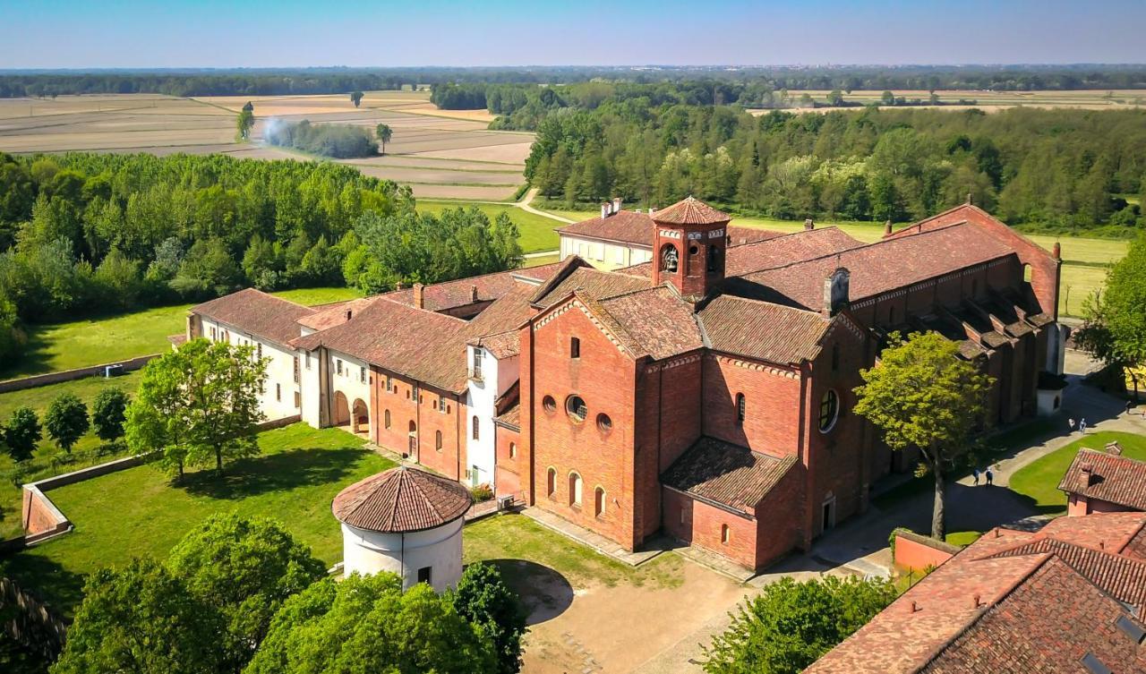 Aparthotel Borgo Zelata Bereguardo Exterior foto